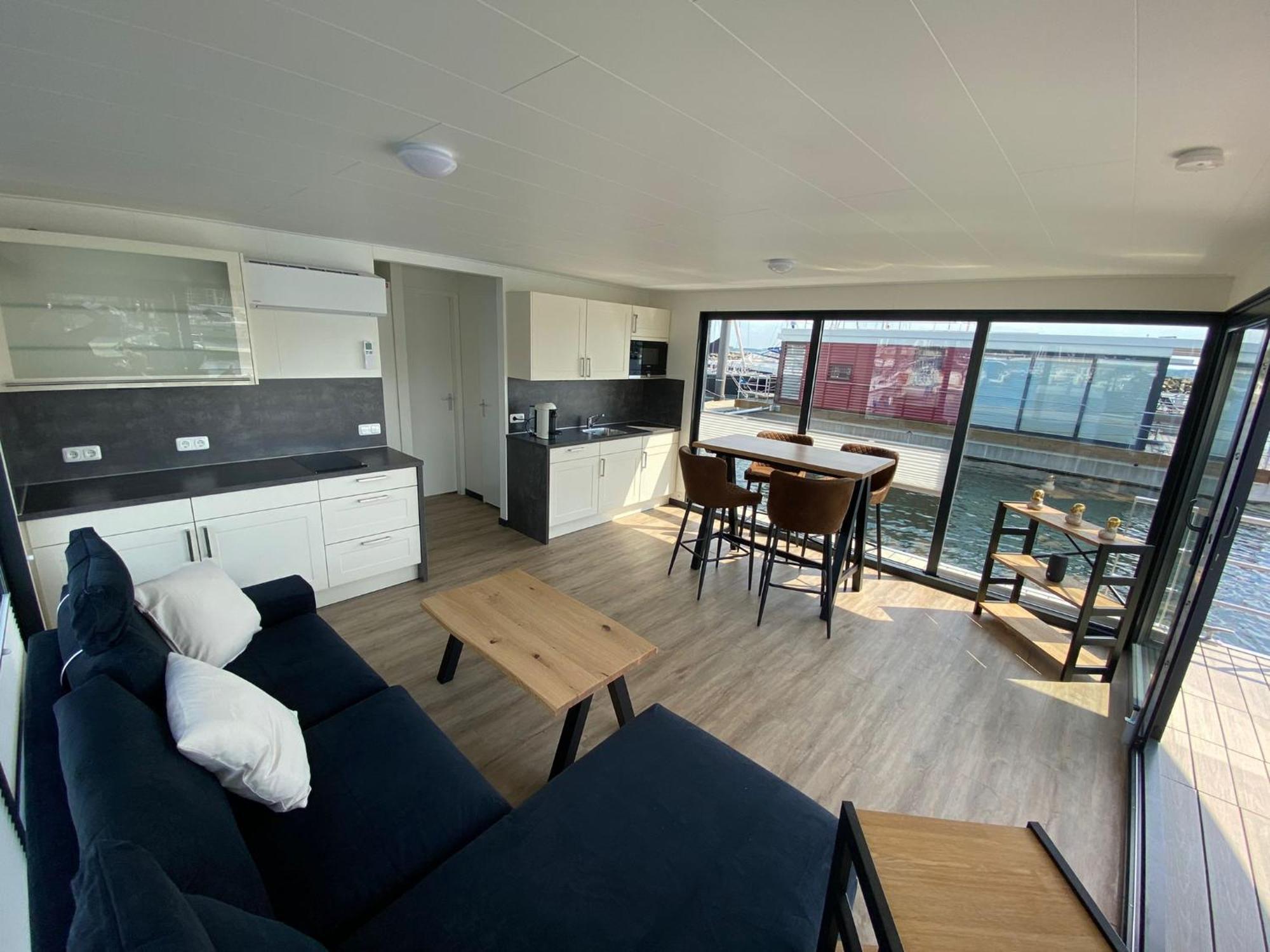 Urlaub Auf Dem Wasser Mit Einmaligen Ausblick - Well Hausboote Boltenhagen 10 Exteriér fotografie