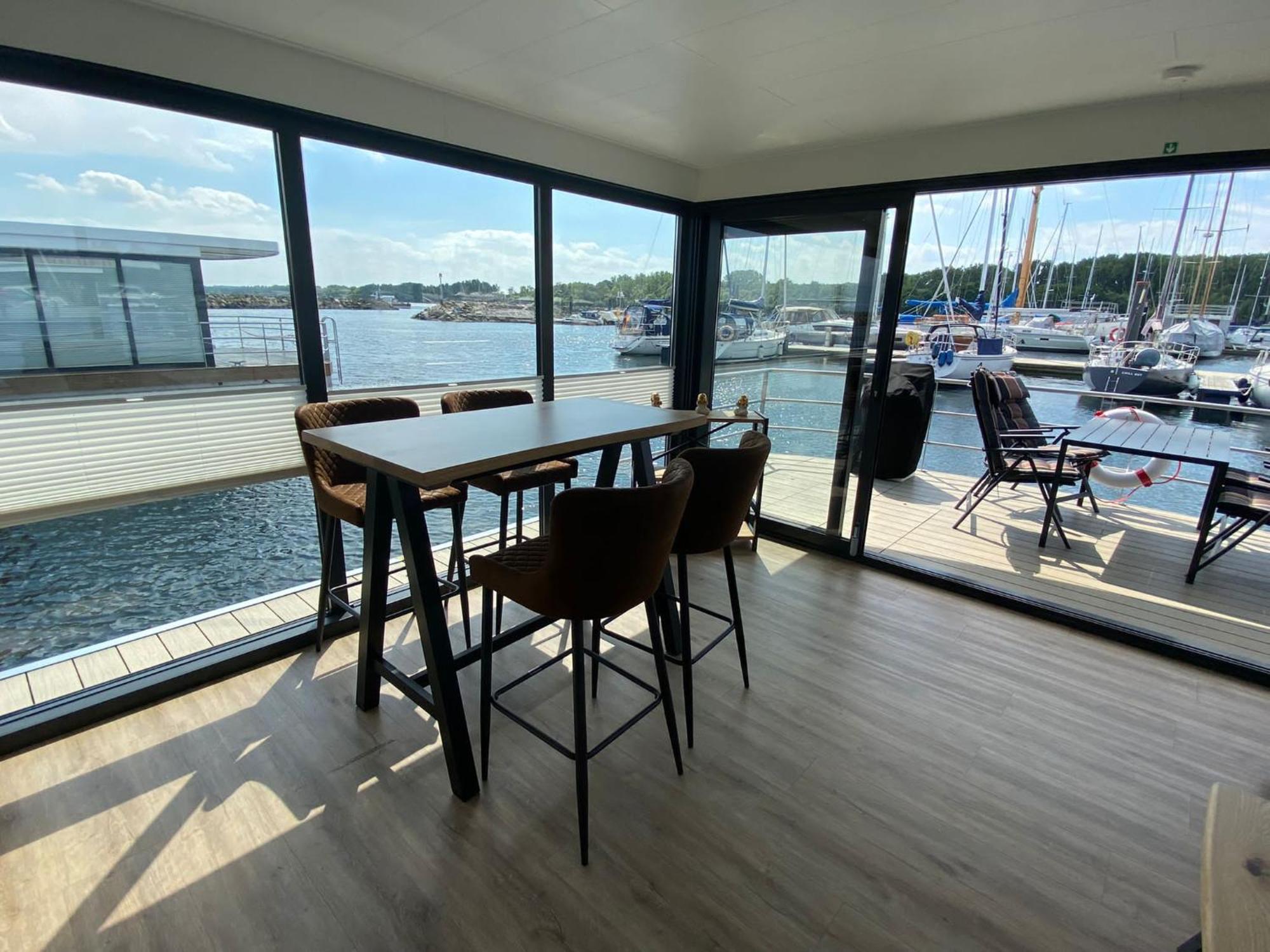 Urlaub Auf Dem Wasser Mit Einmaligen Ausblick - Well Hausboote Boltenhagen 10 Exteriér fotografie